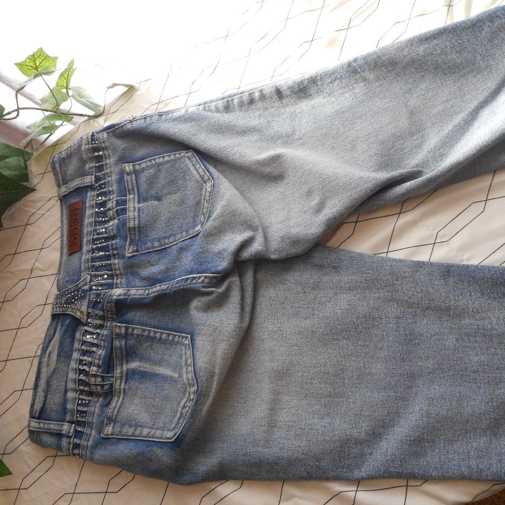 CAPRIS!